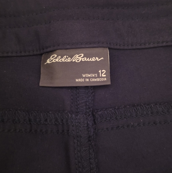 Eddie Bauer Ladies Navy Rainer Sports Tech Capri Pants W/UPF 50+ (Size 12) - Picture 11 of 16
